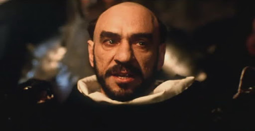 Murray Abrahams è Bernardo Gui il Grande Inquisitore nel Nome della Rosa di Jean Jacques Annaud, 1986