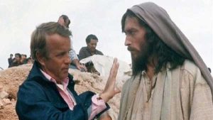 Zeffirelli e Powell sul set di Gesu di Nazareth