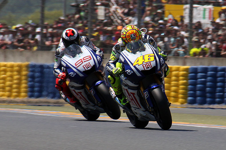 Rossi - Lorenzo, l'ultima e più grande rivalità in pista